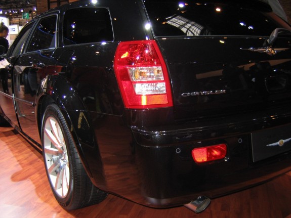 Chrysler_300C_touring_SRT_2.JPG
