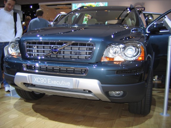 Volvo_XC90.JPG
